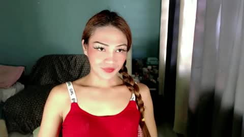 Snapshot of xangel_redx chatting on January 31, 11:13 pm ANGEL online show from January 31, 11:13 pm