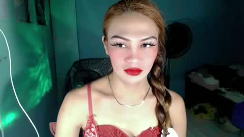 Snapshot of xangel_redx chatting on September 15, 1:32 am ANGEL online show from September 15, 1:32 am