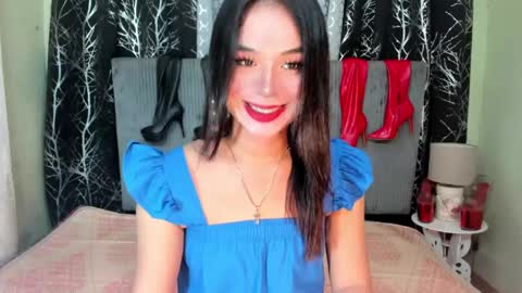 aurora online show from January 12, 5:45 am