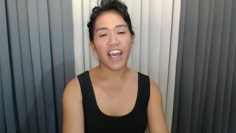 Snapshot of xhugejerkingtransx chatting on December 27, 5:09 am GWEN THOMPSON .......   online show from December 27, 5:09 am