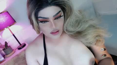 xsabbylicious69 online show from October 13, 3:30 am