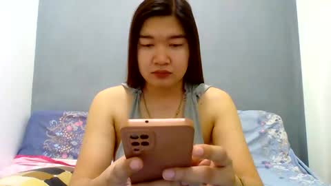 Snapshot of xsweetiemajax chatting on September 29, 12:54 am HI IM PAULINE online show from September 29, 12:54 am