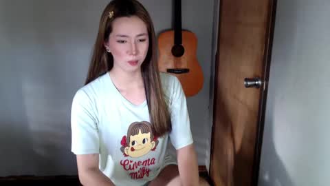 Dyanna Zulla online show from December 17, 11:59 pm