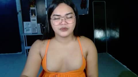 Kylie Smith online show from October 31, 9:56 pm