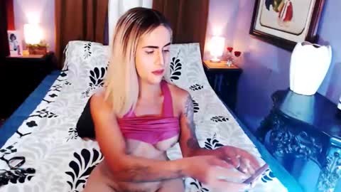 urperfection kelly online show from January 28, 8:47 pm