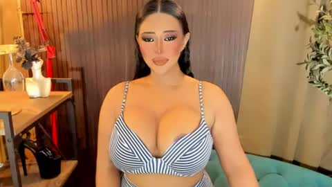 xxtastefullayeshaxx online show from April 24, 9:18 pm