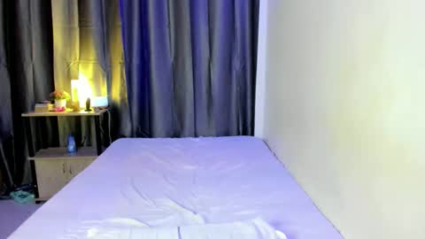 yona online show from October 3, 9:53 am