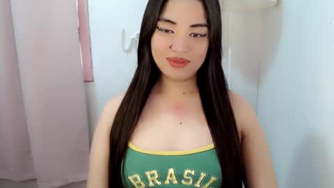  GWEN  online show from March 9, 4:27 am