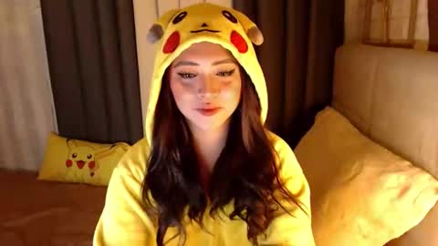 JEN  online show from March 29, 3:01 pm