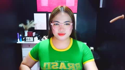 lyla online show from January 10, 6:08 am