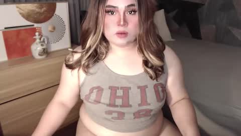 Snapshot of yourkittykimmy_xxx chatting on September 30, 5:29 am kit online show from September 30, 5:29 am