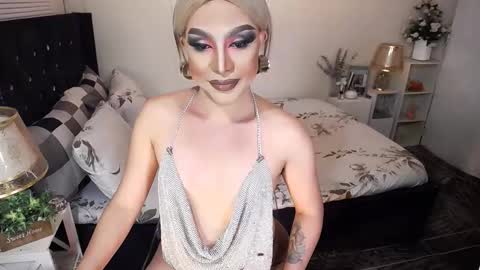 --               online show from November 19, 10:15 am