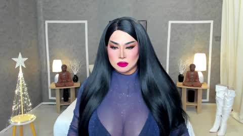 Snapshot of yourmassivecockcummer chatting on December 16, 10:18 am Carla online show from December 16, 10:18 am