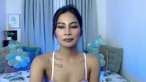 yourprettybella_ts online show from November 23, 9:06 pm