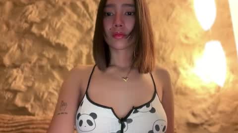 YowgineTheGreat online show from March 13, 9:48 am