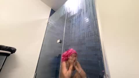 BbyTSSLut online show from October 30, 6:18 pm