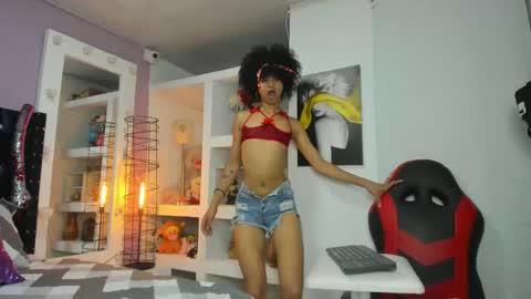 ZAIRA online show from February 1, 1:48 am