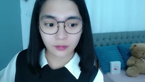 im your lovely zhaviabigcock here online show from November 19, 2:44 am