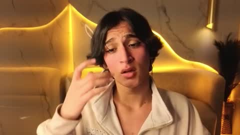 Zoe online show from December 2, 8:12 pm