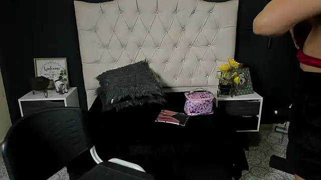 Andrys  online show from February 13, 1:37 pm