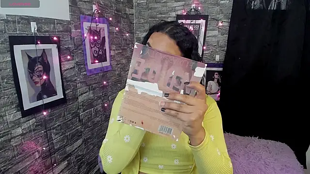 Andrys  online show from December 5, 8:48 pm