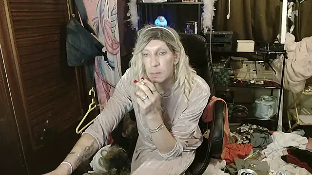 Ombeline1 online show from November 21, 12:44 am