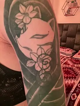 Bonnie vega online show from April 5, 10:41 pm