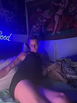 Cutetrans90 online show from March 23, 8:37 am