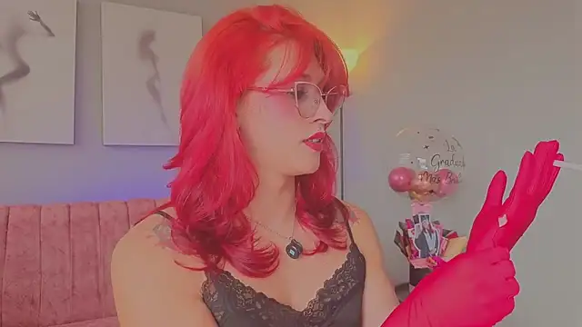 Juliana Saenzz online show from December 16, 5:07 pm