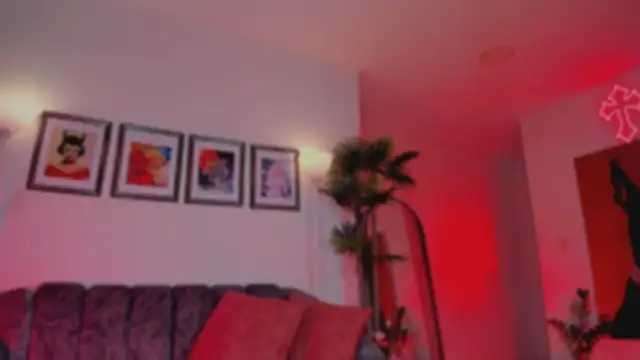 Taylor  foxxx online show from January 10, 7:58 am