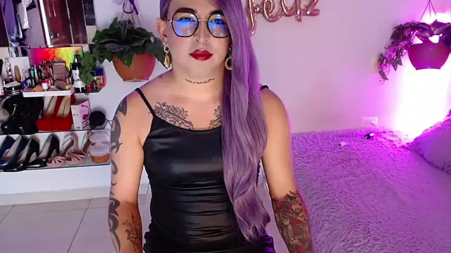 Laveneno ortiz07 online show from October 26, 11:45 pm