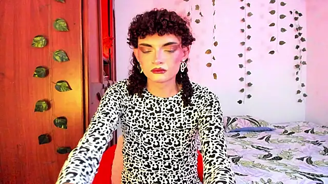 Snapshot of lucianromero chatting on October 8, 3:30 am lucianromero online show from October 8, 3:30 am