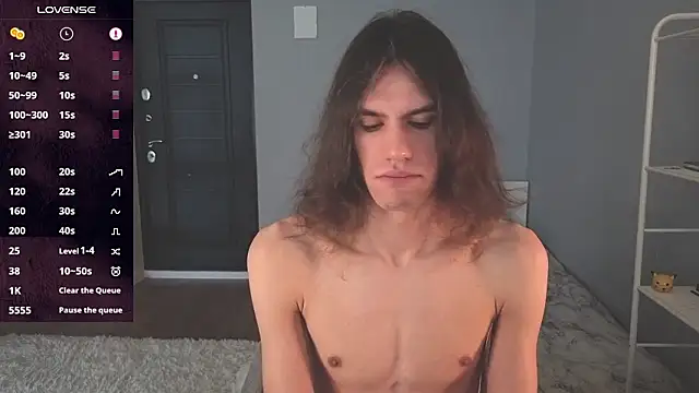 mollymila online show from March 8, 8:50 am