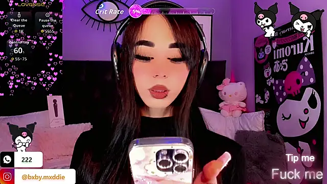 kimMaddiee online show from September 13, 5:57 am