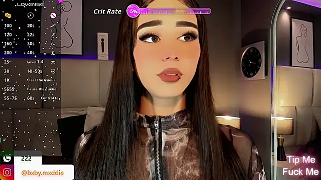 kimMaddiee online show from September 21, 5:57 am