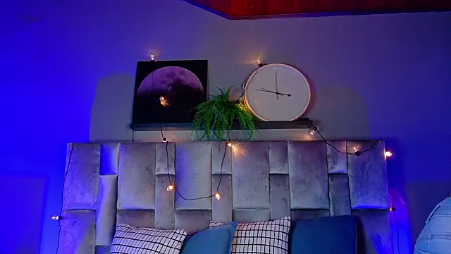 nahomi campbell online show from October 1, 7:36 pm