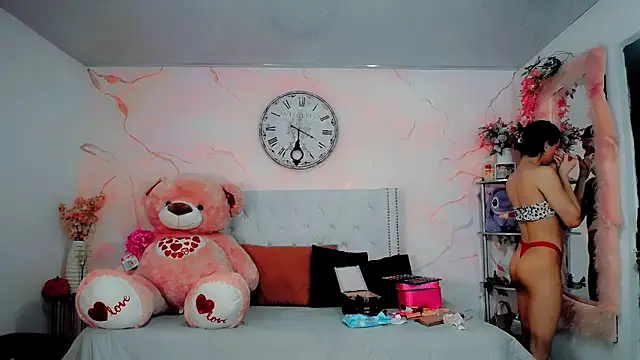 maria camilacms online show from January 12, 8:05 pm