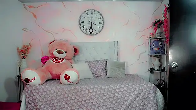 maria camilacms online show from February 15, 10:30 pm