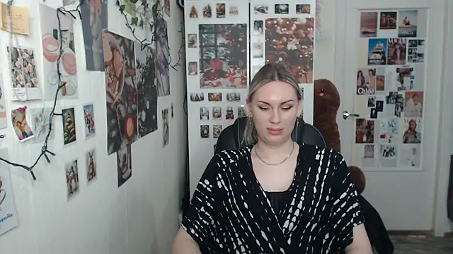 CapriScorpion online show from January 16, 2:51 pm