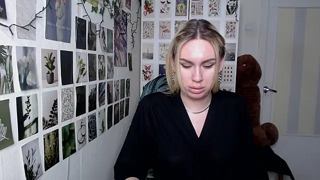 CapriScorpion online show from February 16, 3:10 pm