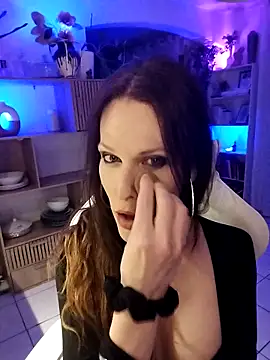 Luna Kitanna online show from March 3, 10:07 pm