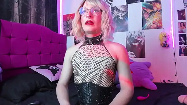 Violetx moon online show from March 17, 9:52 pm