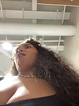 Nathcurly  online show from March 19, 9:05 pm