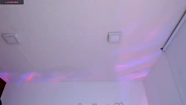 alee lenoxx online show from March 24, 1:33 am