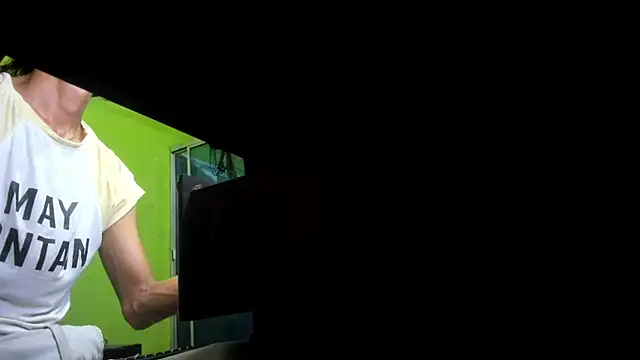 Brenda Smith69 online show from September 8, 6:06 pm