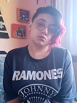 ConeNella online show from December 16, 3:32 pm