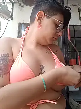 ConeNella online show from December 26, 4:25 pm