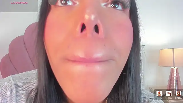 Nicole Paradise online show from March 18, 1:21 pm