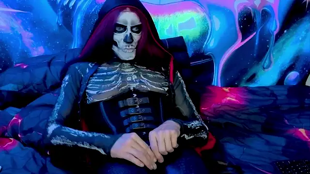 LuvNuk online show from November 1, 4:54 am