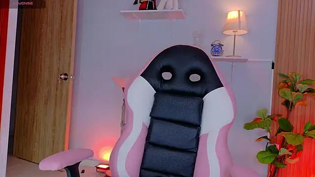 Chris parker27 online show from February 3, 11:37 am